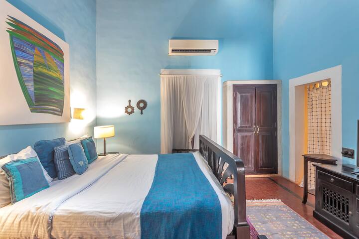 Aqua Bedroom