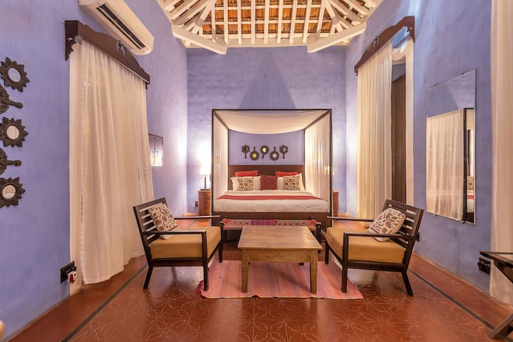 Fuchsia Bedroom