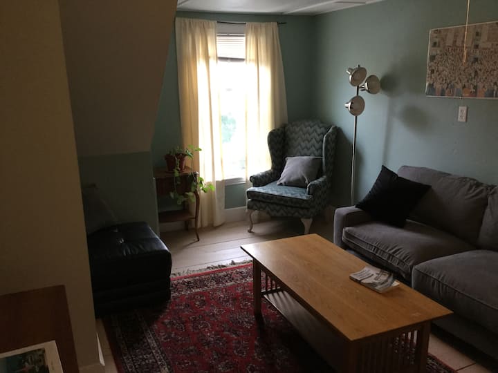 Spacious And Comfortable Private Apartment - Portland