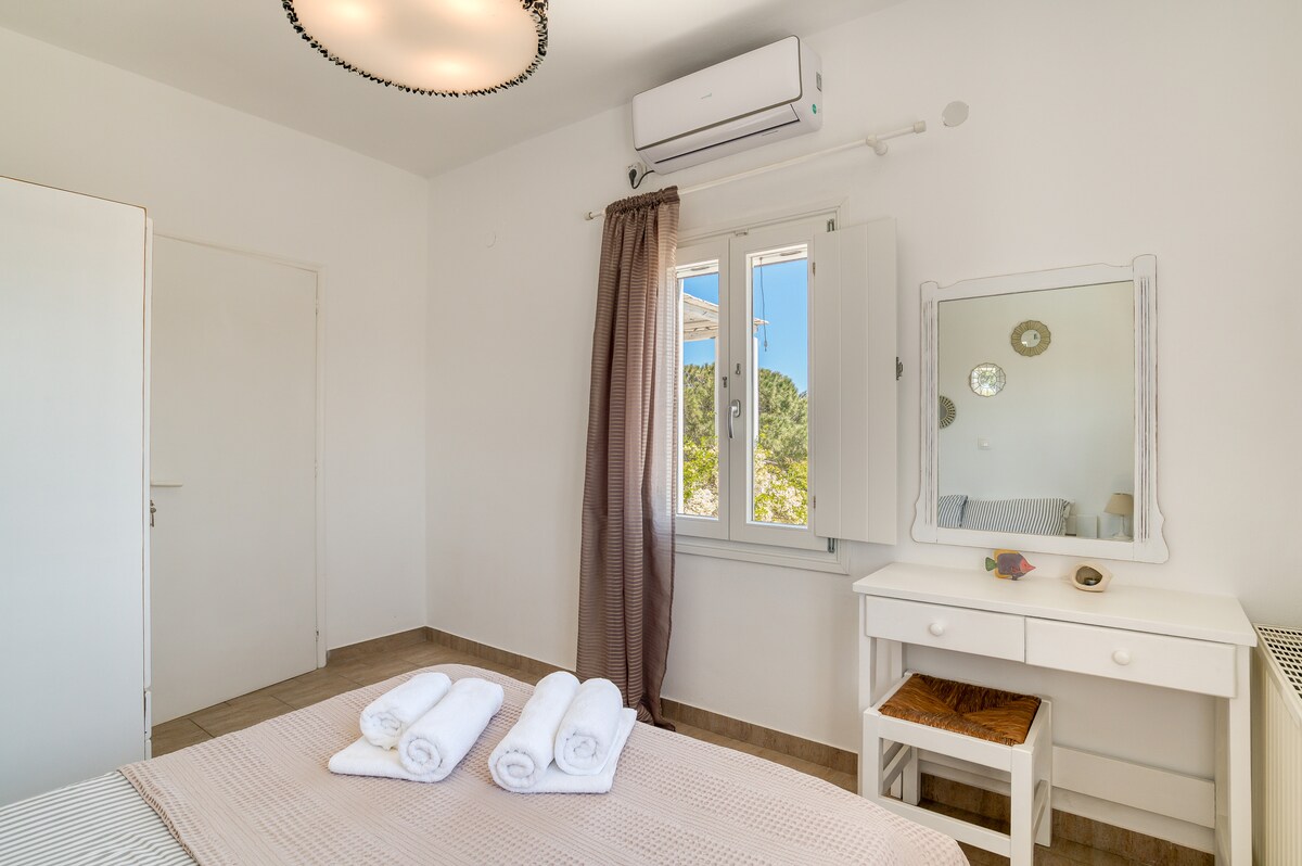 СПАЛНА СОБА