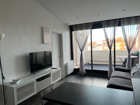 Annonce Airbnb populaire: Viewboat/wifi/airconditioning/swimmingpool/parking à Agde