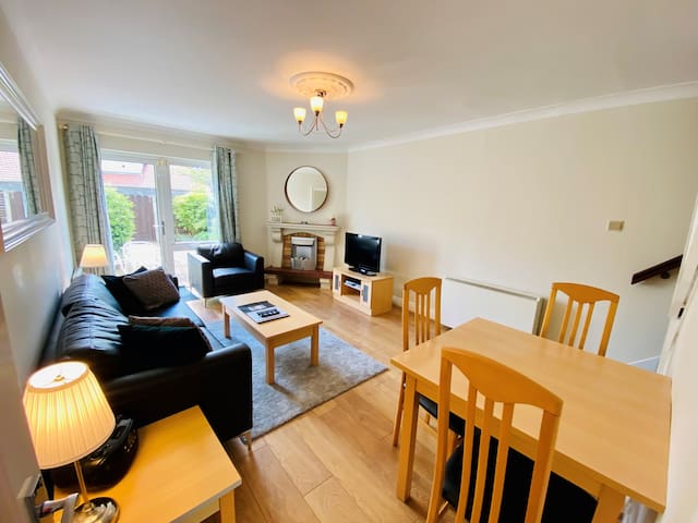 Brookman Town Homes managed Airbnb listing 3