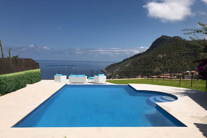 Best Views Mallorca – New Luxury Renovation w/Gym gallery image 2
