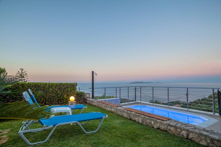 Panorama Traditional House With Private Pool