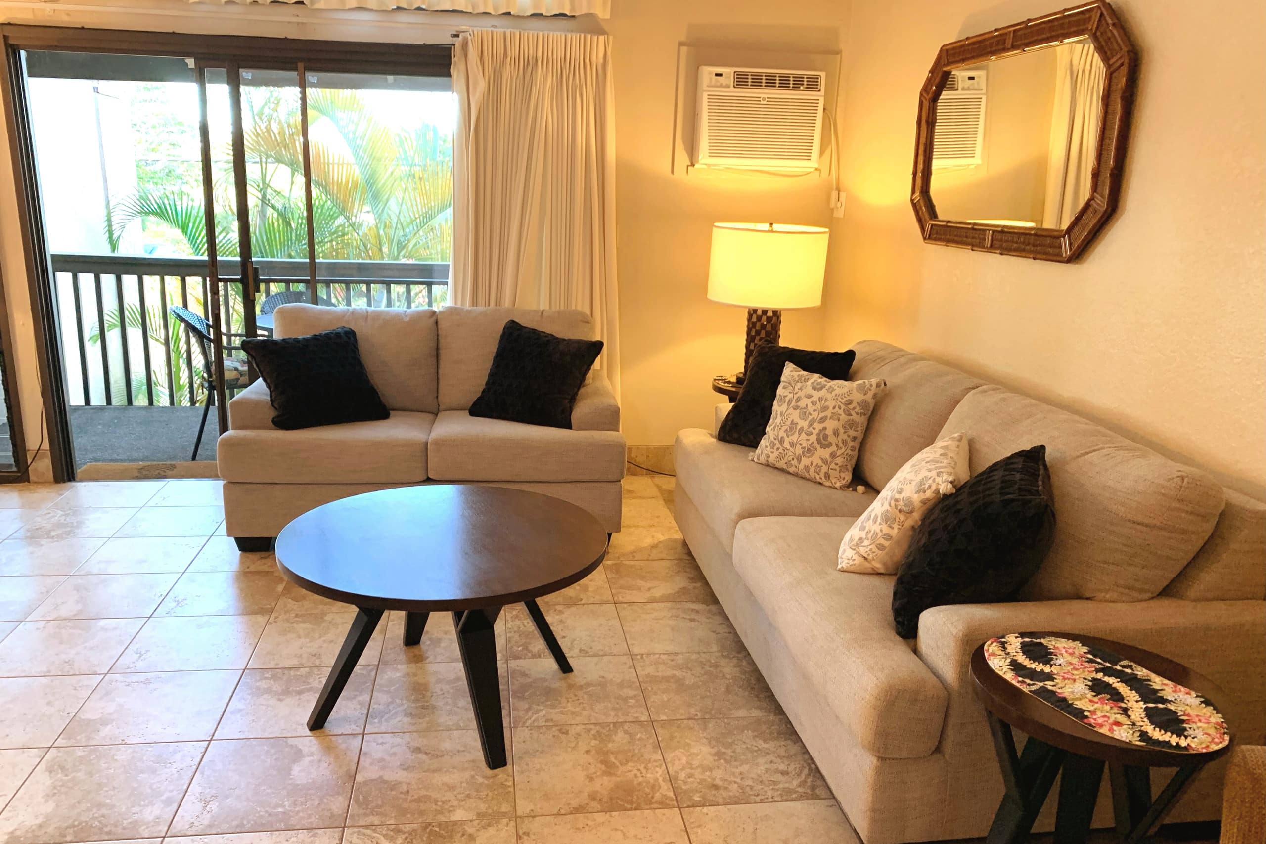 Condo in Kihei · ★4.61 · 2 bedrooms · 4 beds · 2 private baths - Image 2