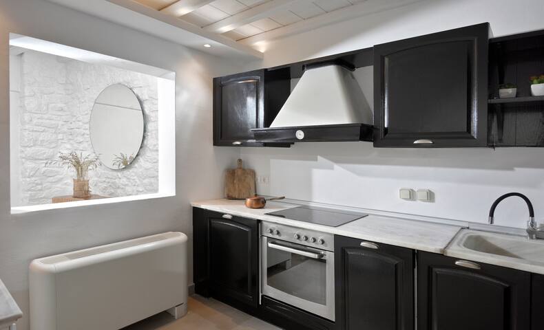 The LUXURY MANSION in Mykonos gallery image 5