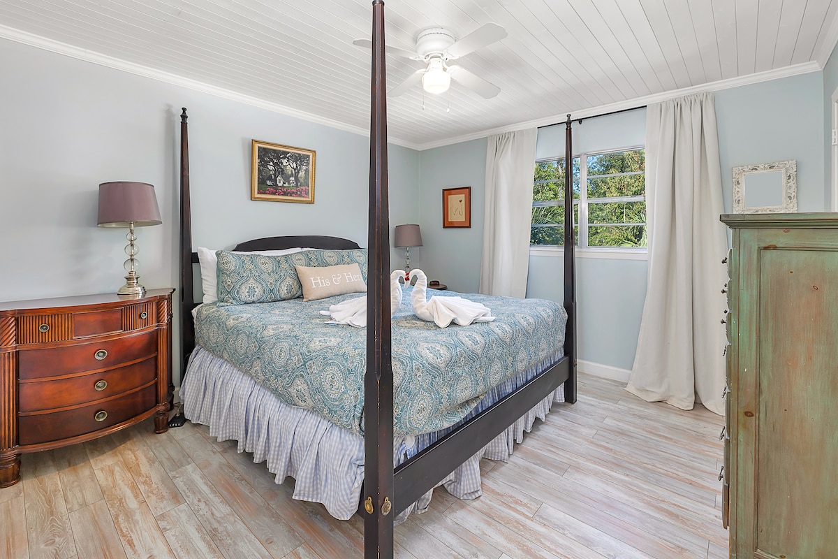 חדר שינה לאורחים בגודל קינג סייז