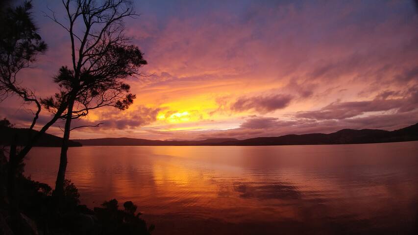 Tranquil Point Retreat gallery image 3