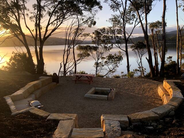 Tranquil Point Retreat gallery image 2