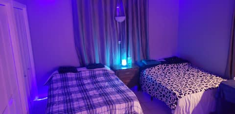 The Blue Room! Internet 6 streaming ch. and Games!