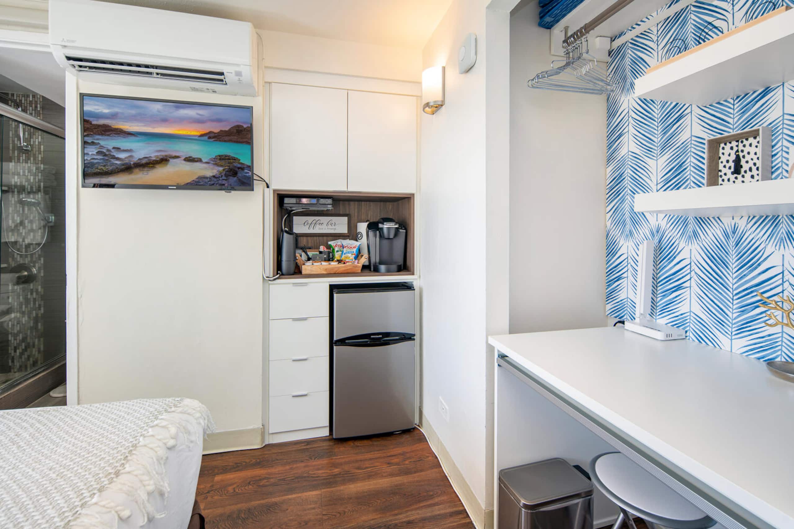 Ocean View Studio in Waikiki - Image 5