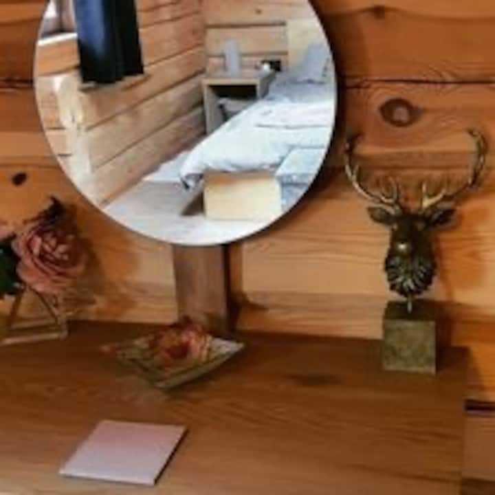 Ty Afal upstairs king bedroom with adjoining shower room