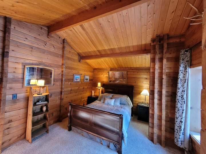 Спална соба 1 брачен кревет (широк 150 - 2
