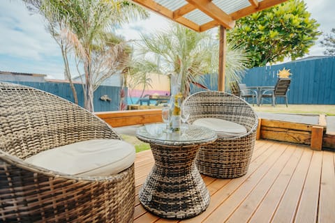 Top performing Airbnb: Sunrise Accommodation in Whakatane District