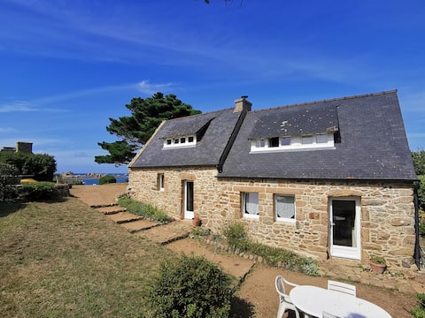 Charming house facing the sea (6 people)