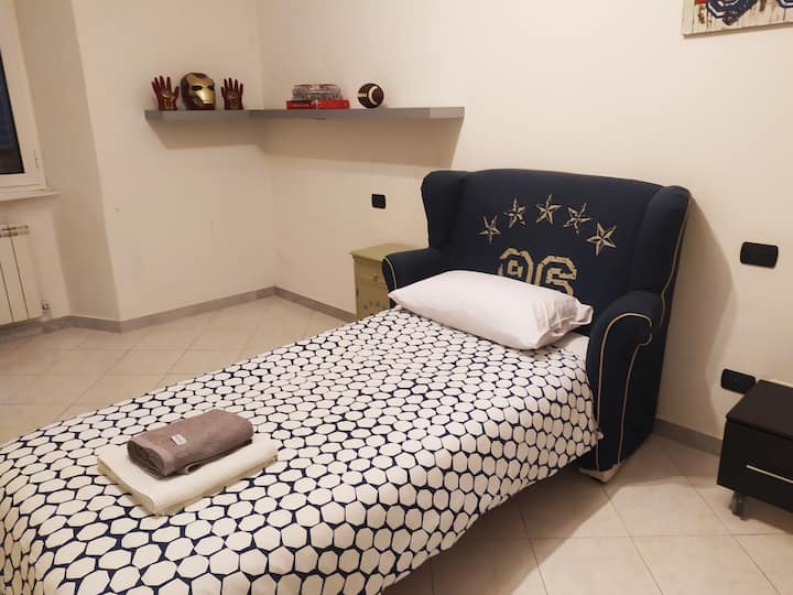 საძინებელი 1