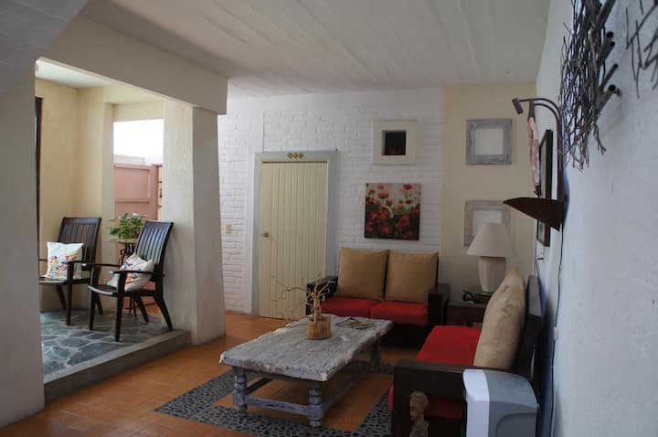 Casamar Se Encuentra En El Romántico Old P. Vallarta Hay Algo Para Cada Visitante - Puerto Vallarta