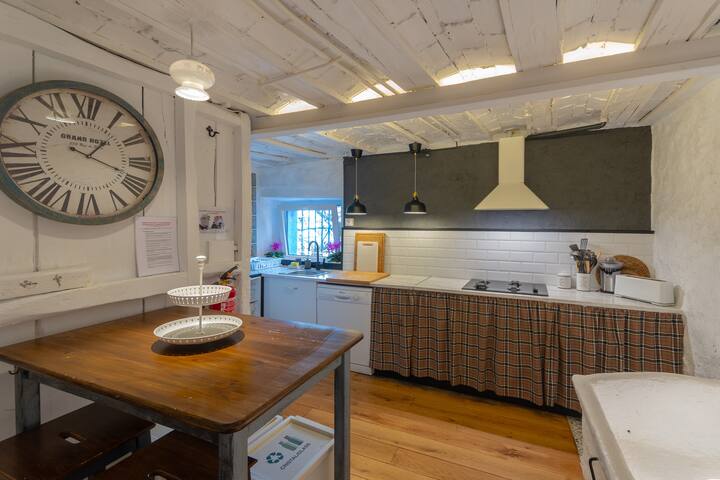 Casa de Montaña para 12 alojados en 260m gallery image 4