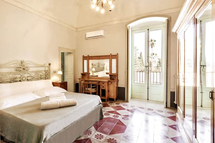 Dormitorio principal 'Palms' - Camera padronale 'Palme'