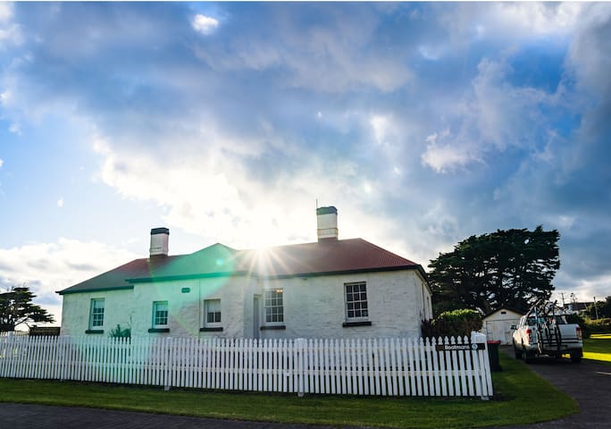 The Boatmans family house – Low Head Pilot Station