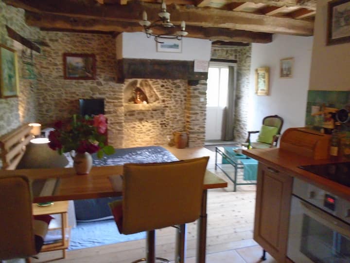 Bed and breakfast in Saint-Père · ★4.66 · 1 bedroom · 1 bed · 1 private bath