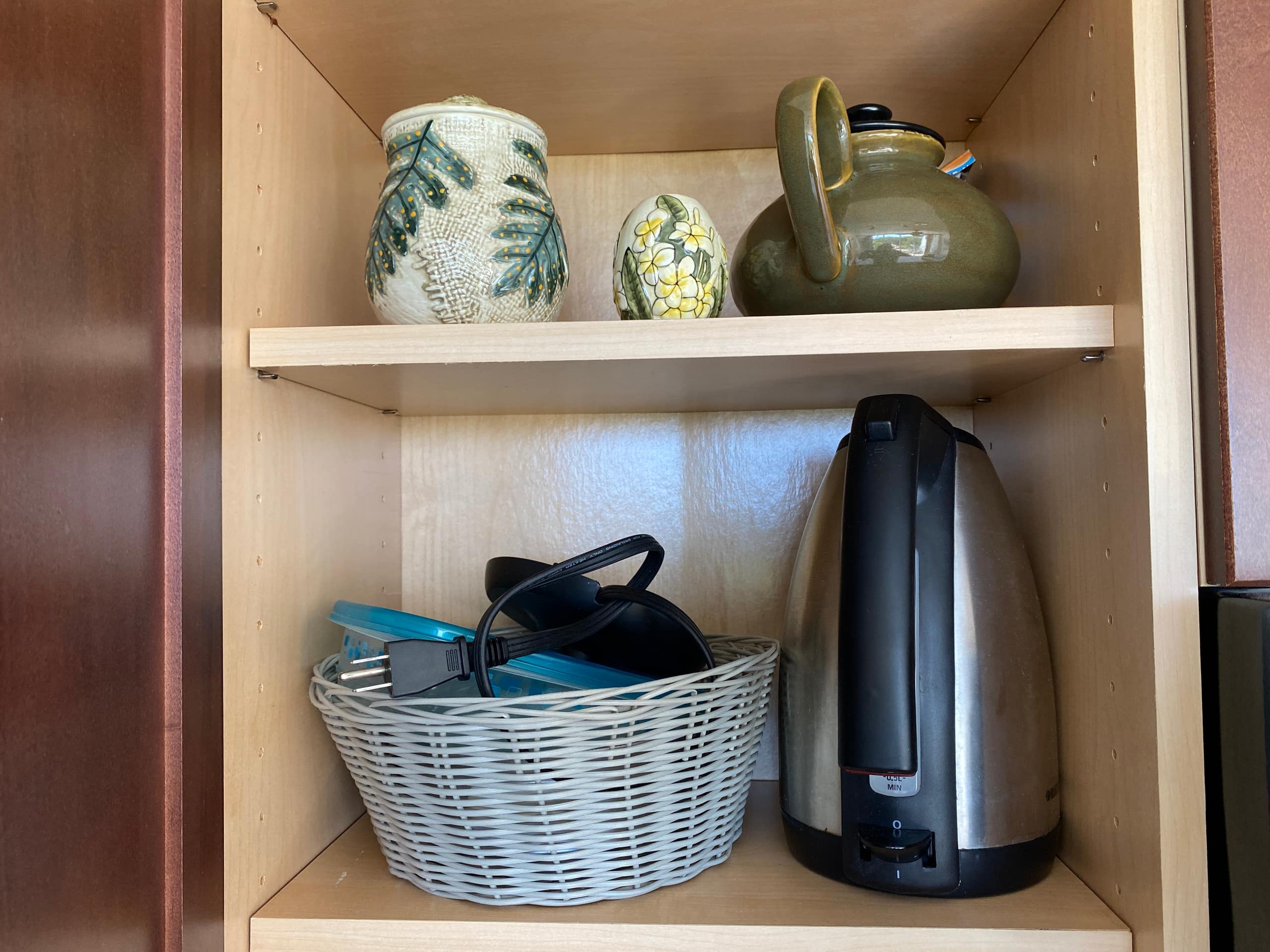 Condo in Honolulu · ★4.66 · Studio · 1 bed · 1 private bath - Image 4