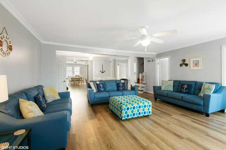 Beach Home W/ Private Pool And Quick Walk To Beach - Michigan City, IN