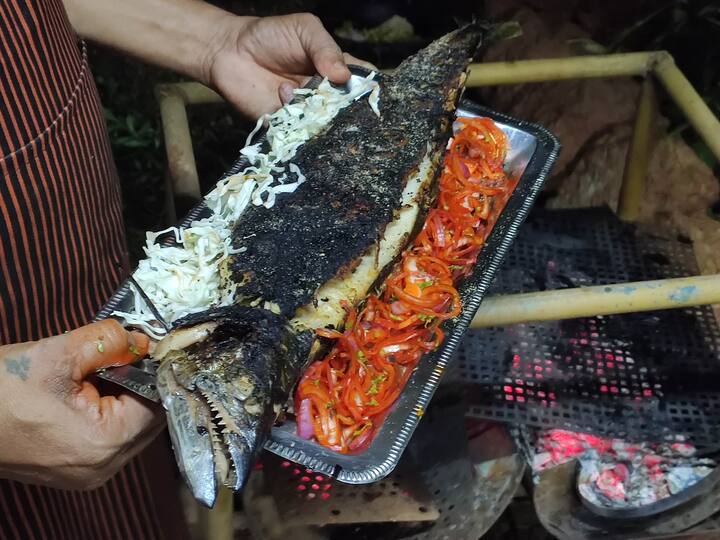 Chef Anthony , with his Isvonn BBQ , Enjoy !