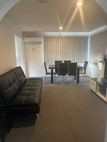 Awesome 3 bedroom home gallery image 4