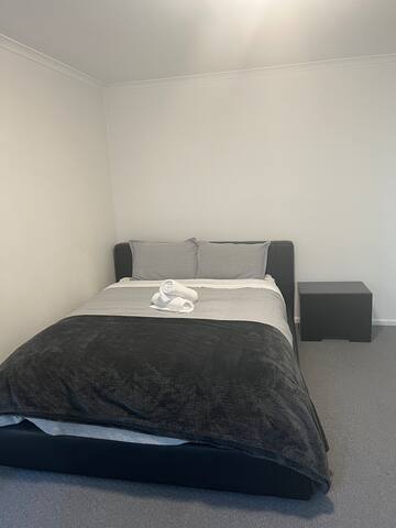 Awesome 3 bedroom home gallery image 3