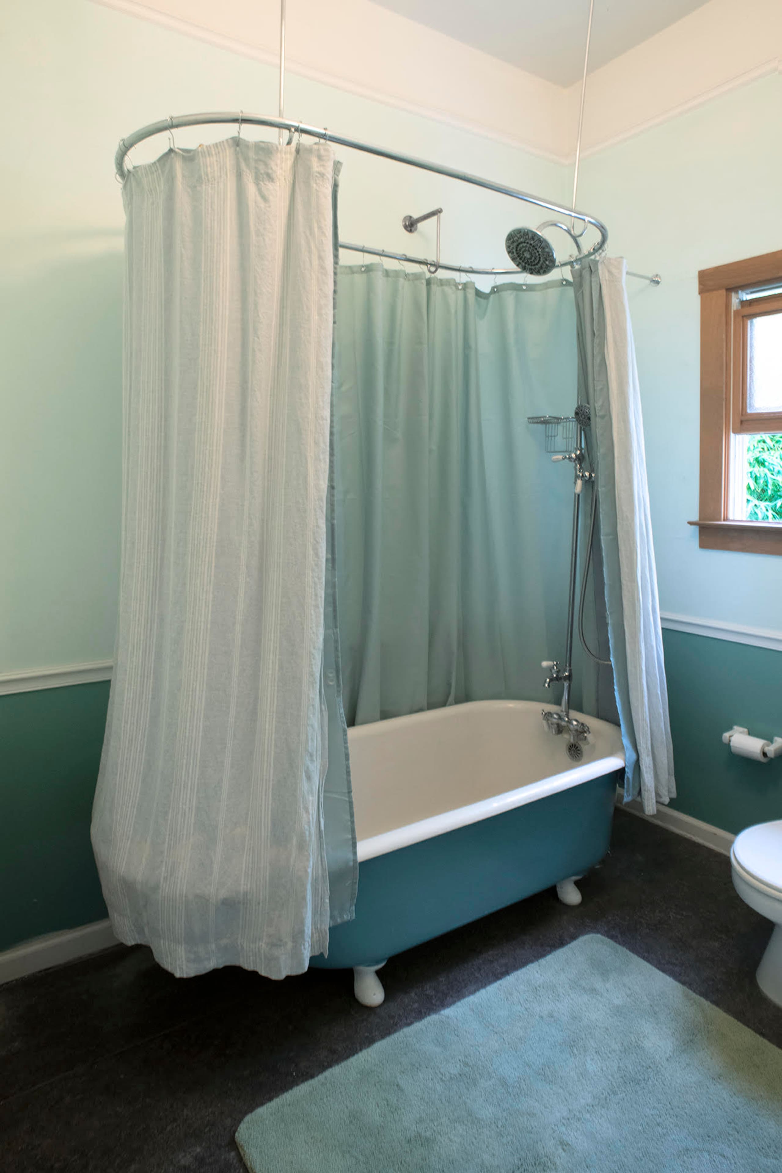 Home in San Francisco · ★4.9 · 6 bedrooms · 8 beds · 2 baths - Image 22