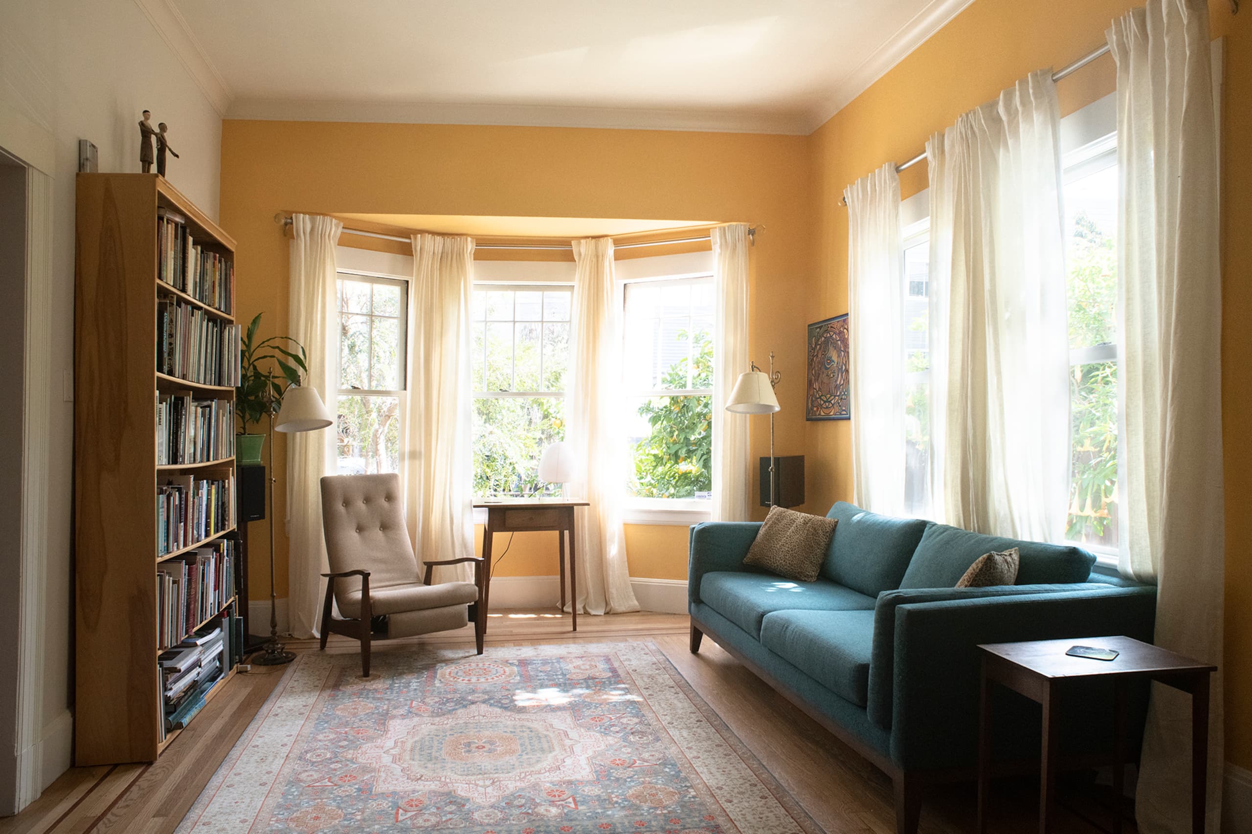 Home in San Francisco · ★4.9 · 6 bedrooms · 8 beds · 2 baths - Image 2