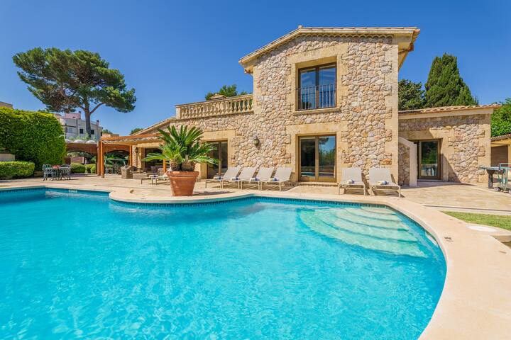 Villa Casa del Pinaret with private swimming pool. gallery image 5