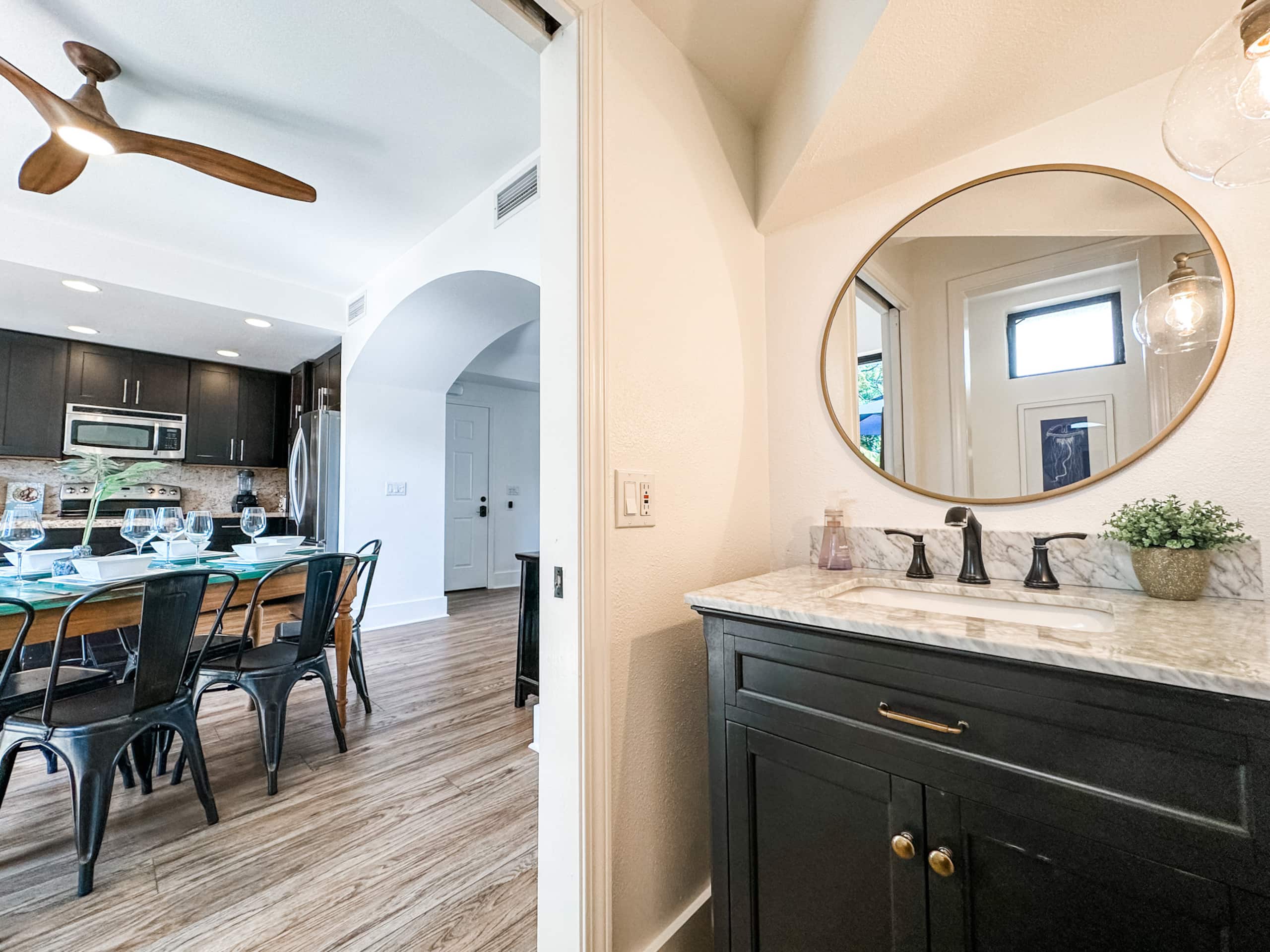 Townhouse in Lahaina · ★4.88 · 3 bedrooms · 4 beds · 2.5 private baths - Image 8