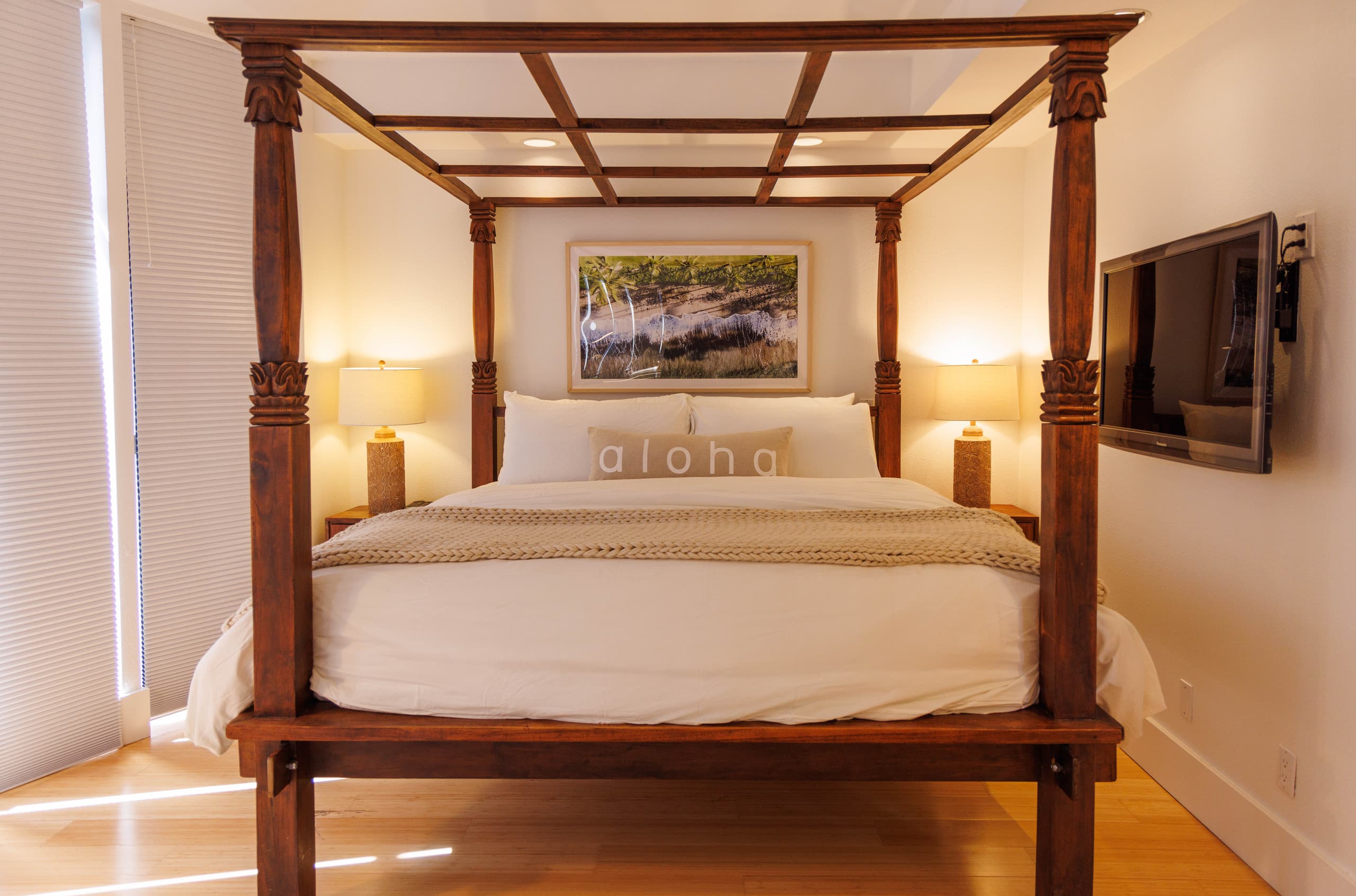 Townhouse in Lahaina · ★4.88 · 3 bedrooms · 4 beds · 2.5 private baths - Image 11