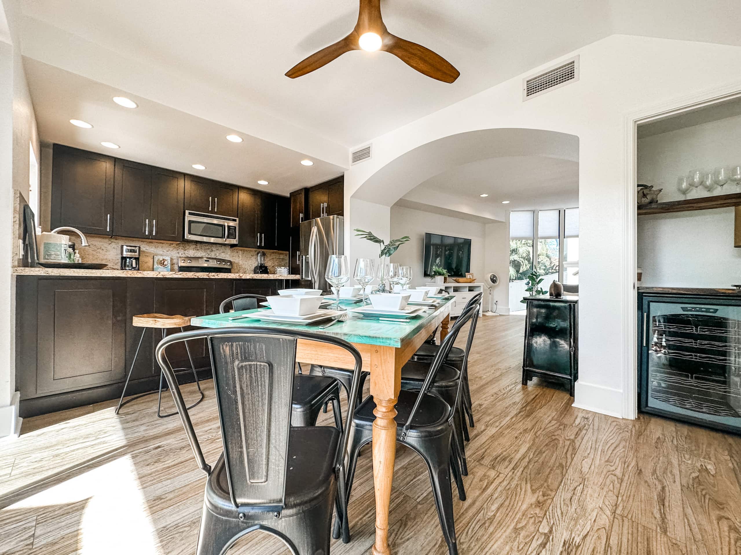 Townhouse in Lahaina · ★4.88 · 3 bedrooms · 4 beds · 2.5 private baths - Image 9