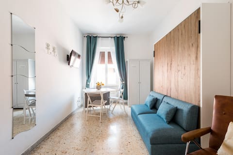 Top Airbnb: Apartment in S.Giovanni, Wi-Fi and private terrace a Roma