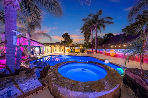 ☀️ Sunnys Estate 🏖️Pool 🏠house 3,600sqft4bd5bt🖼