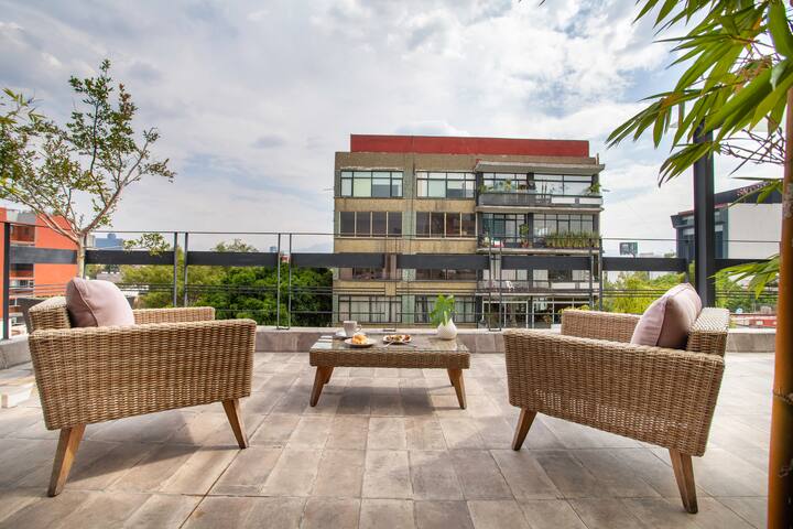 Condesa | Amazing Pent House | Private Rooftop gallery image 3