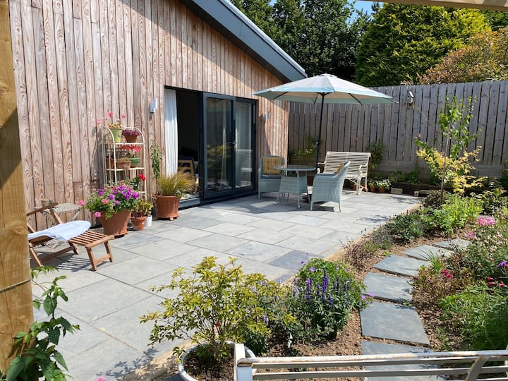 Private double room in Devoran. Houses for Rent in Devoran, Cornwall