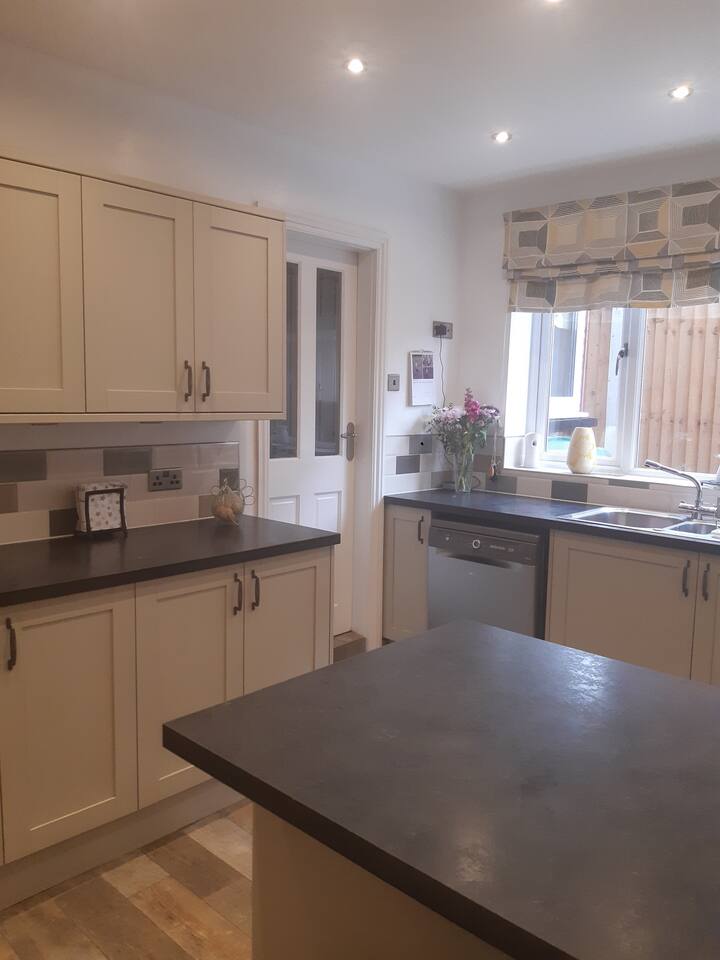 Castleford Holiday Rentals & Homes England, United Kingdom Airbnb