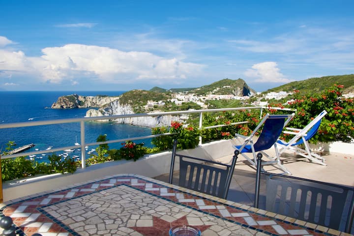 Ponza Vacation Rentals & Homes - Lazio, Italy | Airbnb