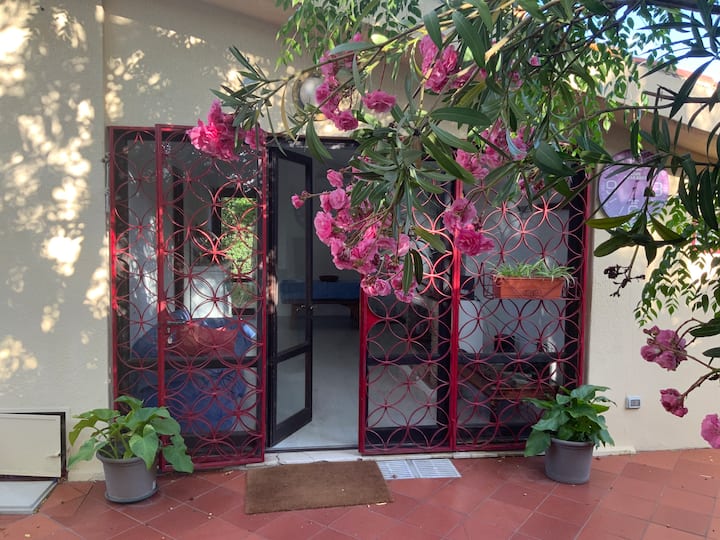 Poetto Beach Cottage CIN: IT092009C2000Q8445