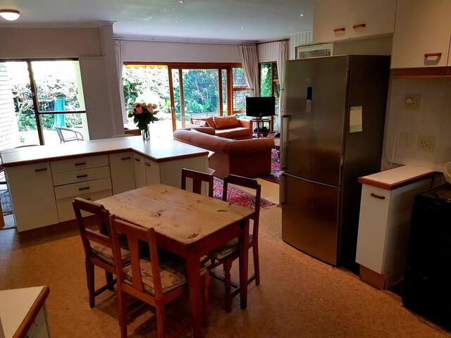 Bishopscourt home holiday rental gallery image 5