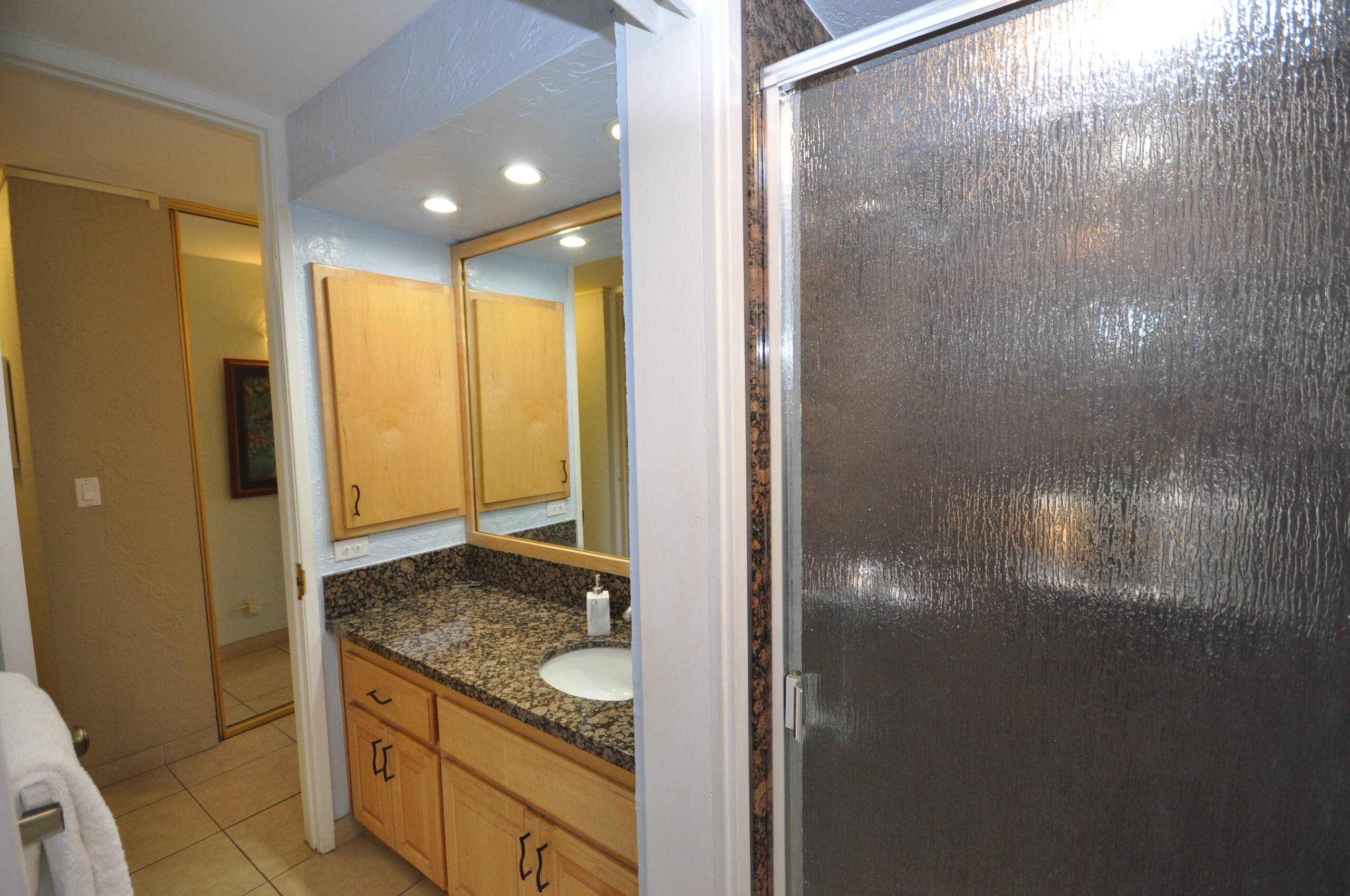 Condo in Lahaina · ★4.97 · 1 bedroom · 1 bed · 1 bath - Image 13