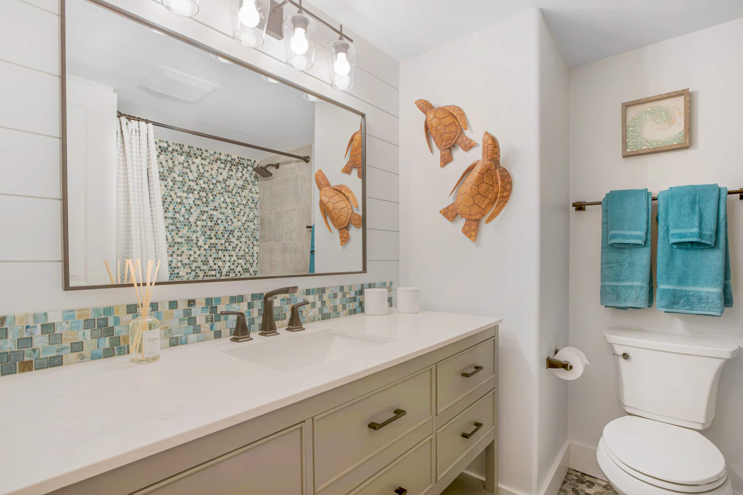 Condo in Lahaina · ★4.95 · 2 bedrooms · 4 beds · 2 baths - Image 27
