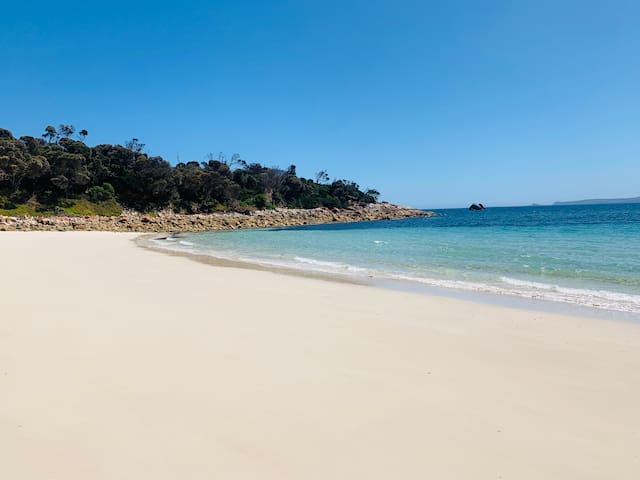 Allports Beach House, Flinders Island