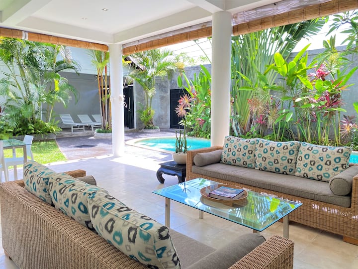 Fabulous Modern 3 br. Villa in Seminyak Large Pool