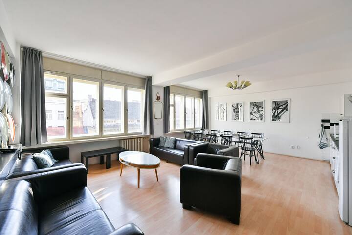 Apartment 12 single beds/5 bedrooms/2 bathroom/2WC gallery image 5