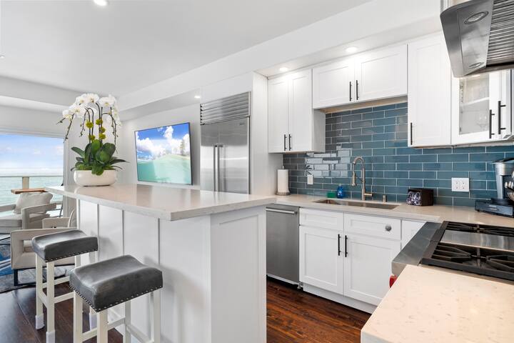 Sunrise Malibu Road Beachfront Penthouse celebrity gallery image 5